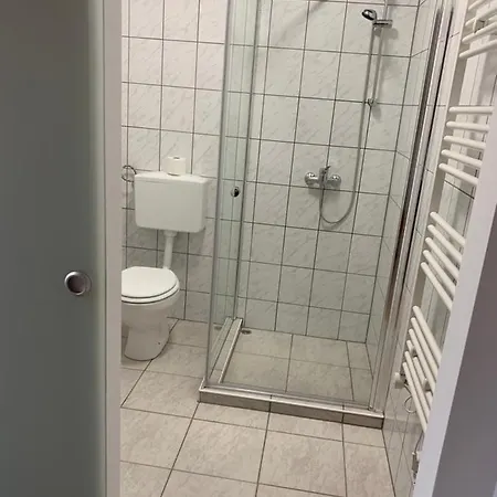 White House Klagenfurt Hotel