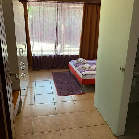 White House Klagenfurt 2*