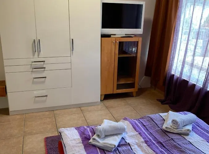 White House Klagenfurt 2* קלגנפורט