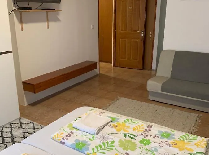 מלון White House Klagenfurt 2*