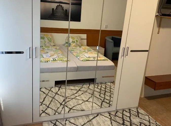 White House Klagenfurt 2*