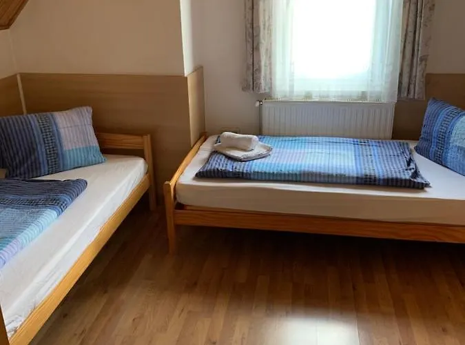 White House Klagenfurt 2*