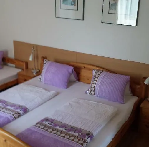 White House Klagenfurt Szálloda 2*